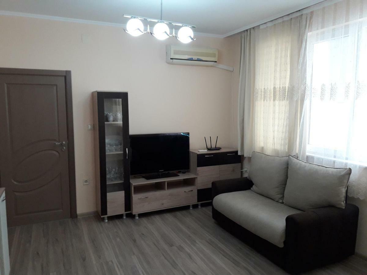Apart Magic Kŭrdzhali Dış mekan fotoğraf